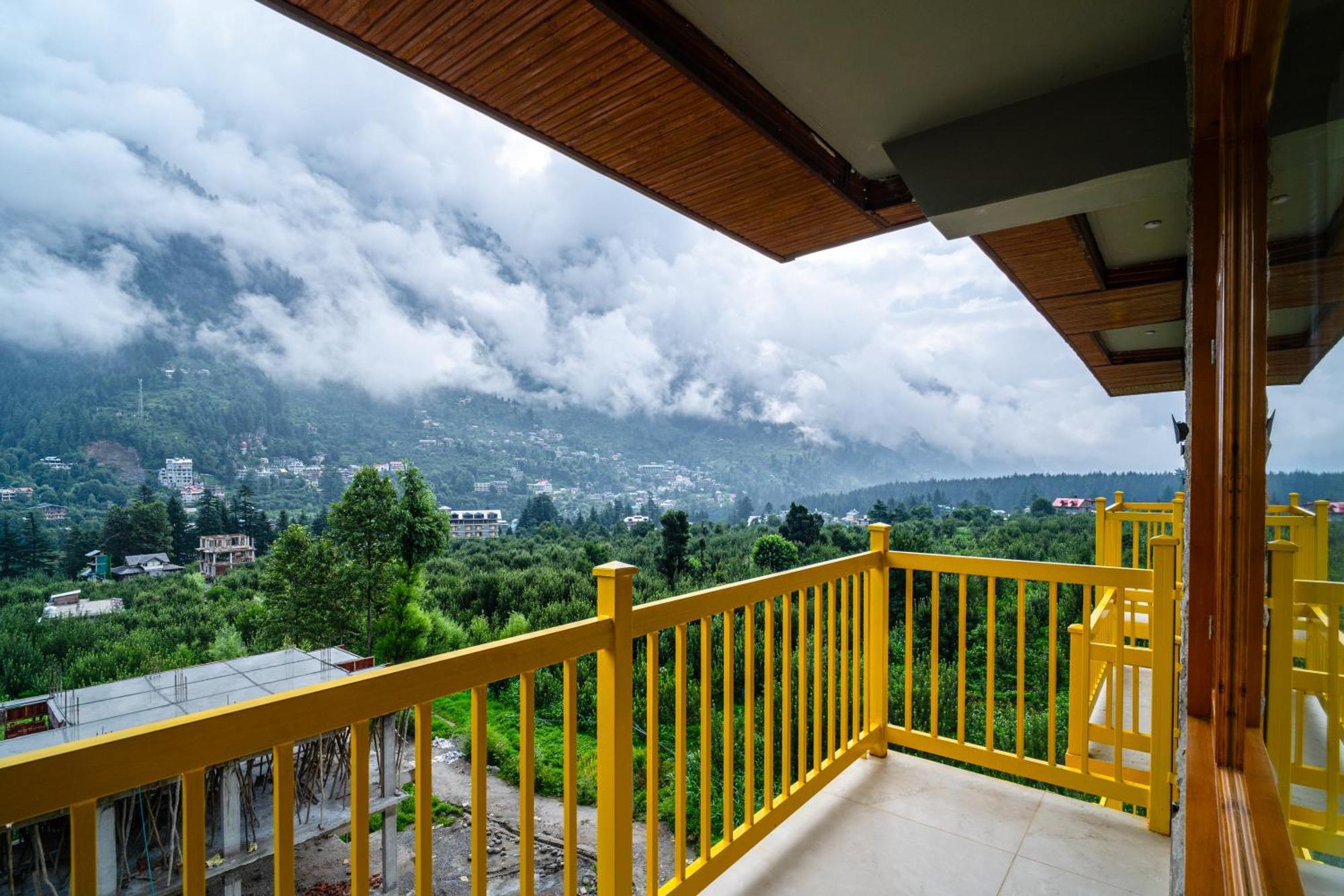 The Hosteller Old Manali, Manu Temple Room photo