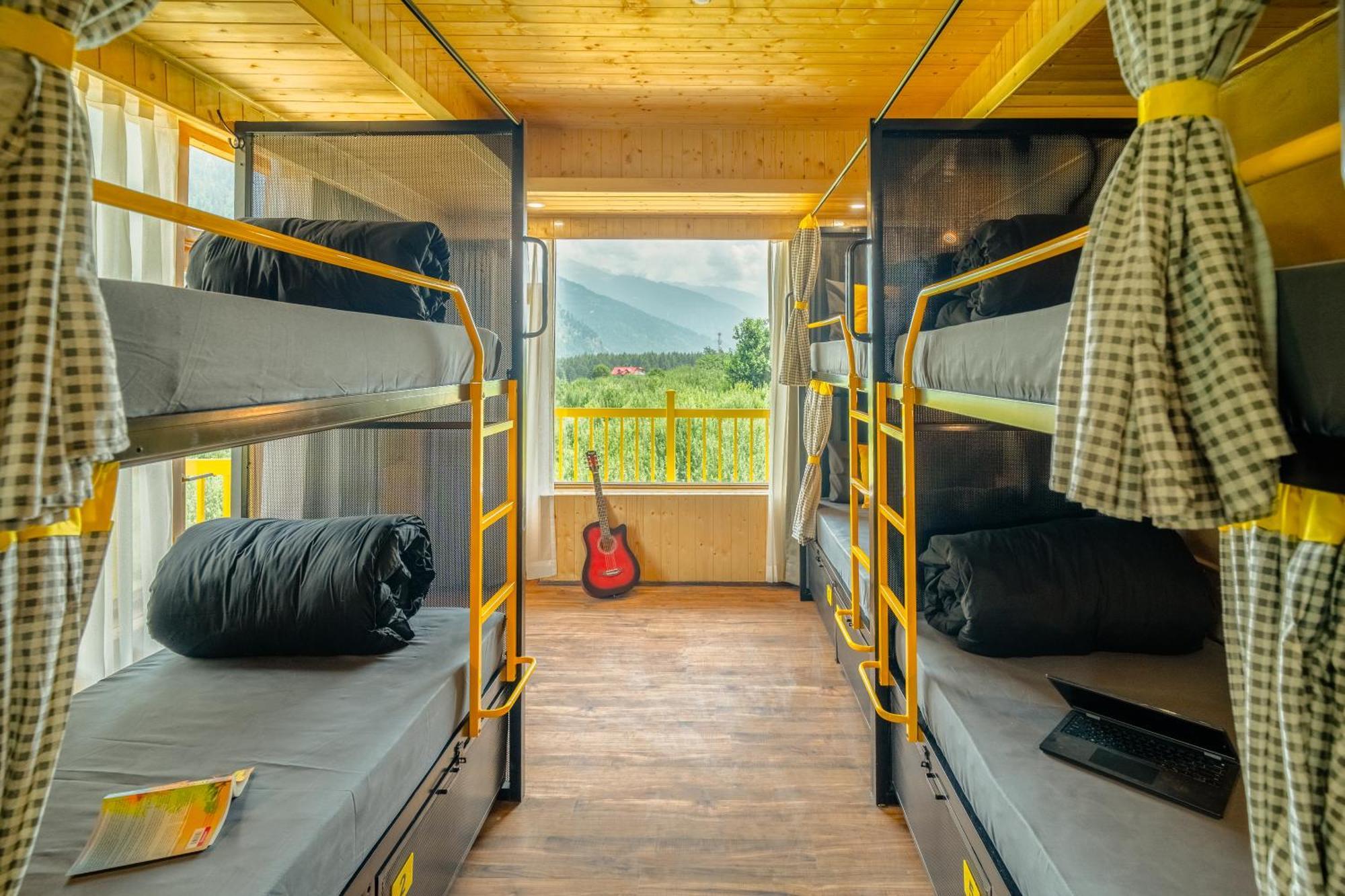 The Hosteller Old Manali, Manu Temple Room photo