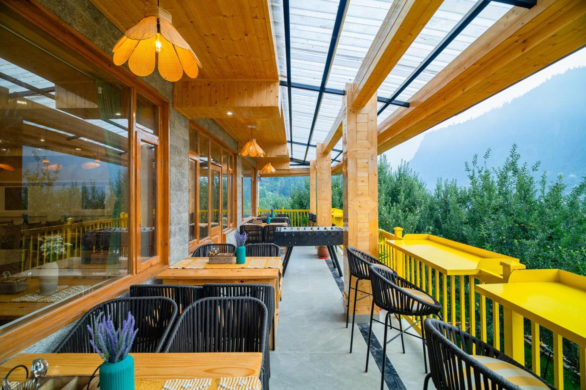 The Hosteller Old Manali, Manu Temple Exterior photo