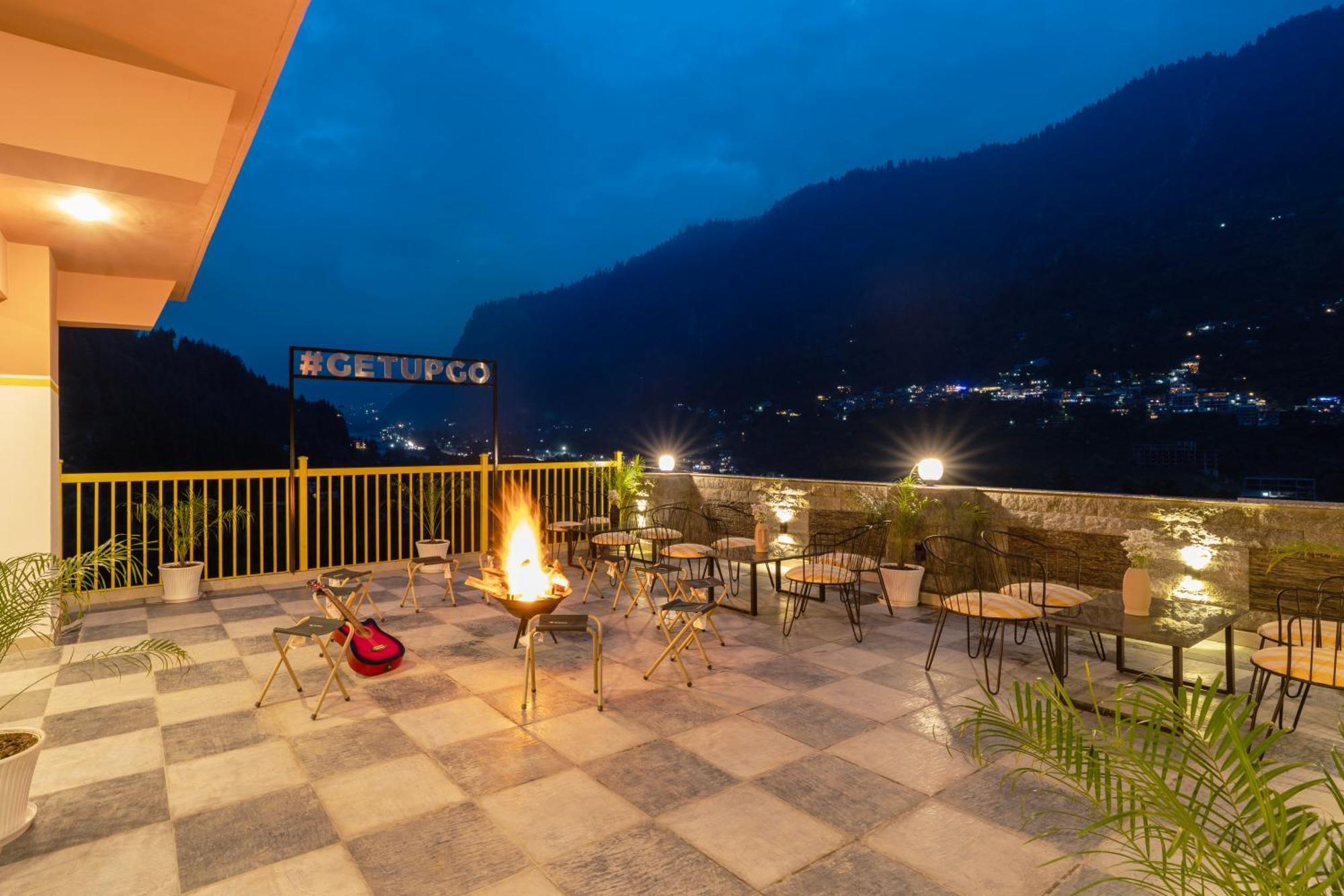 The Hosteller Old Manali, Manu Temple Exterior photo